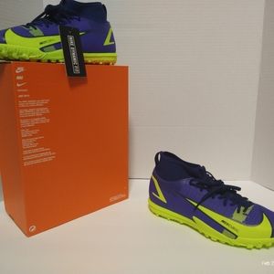 Kids Mercurial Superfly 8 Academy size 4.5